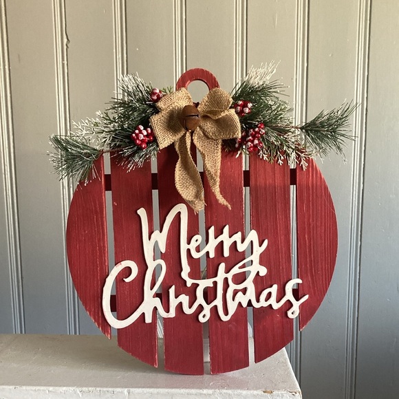 NWT- Red with White Merry Christmas Round Wooden Ornament Sign w/ Bell & Bow - Picture 11 of 17